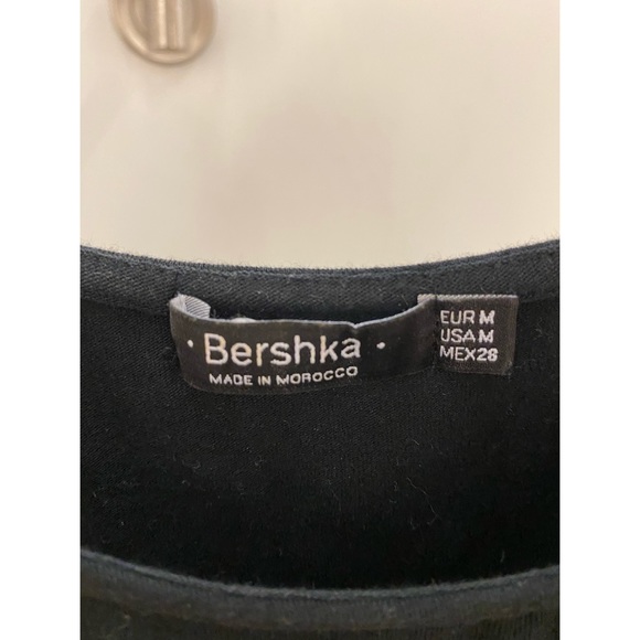 Never worn black crop top🖤 - Picture 5 of 5